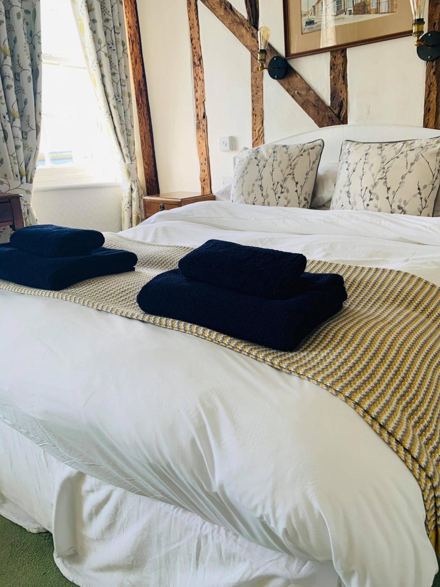 Ye Olde White Harte Hotel Burnham-on-Crouch Rom bilde